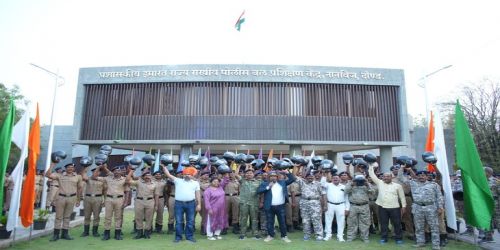 IIFL Home Finance Ltd. - Gautam Budh Nagar, Sector 16, Noida